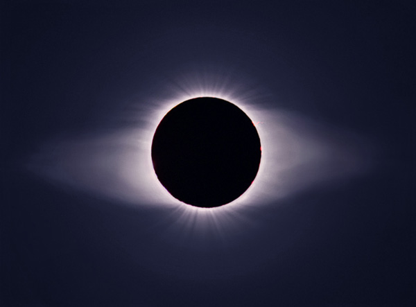 eclipse2.jpg (33863 bytes)